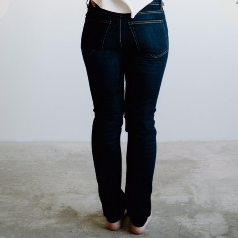 Imogene + Willie Lucy  Low Rise Skinny Jeans Size 25R Dark Blue - Picture 3 of 15